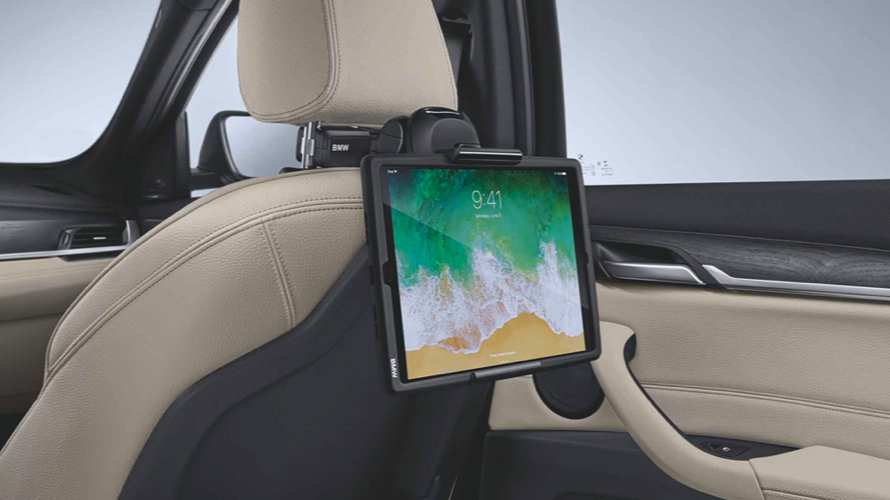 Soporte para Tablet y gancho universal. Soporte para Tablet y gancho universal.